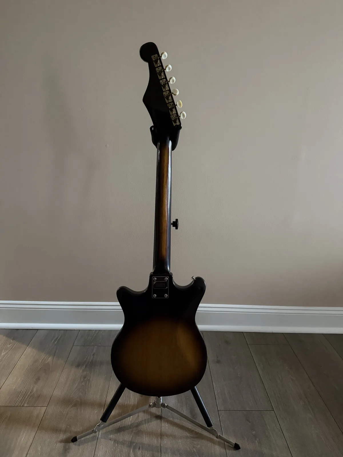 1960s Vintage Teisco Del Rey, additional view